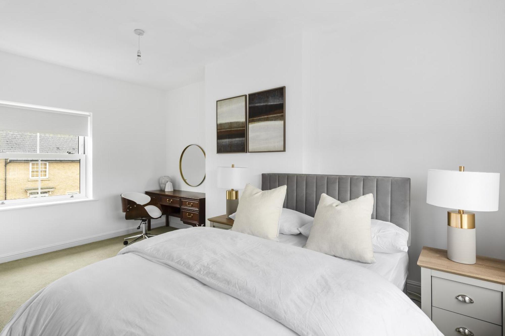 Luxurious 3 Bed House With Free Parking, Close To The Train Station & Town Braintree Esterno foto