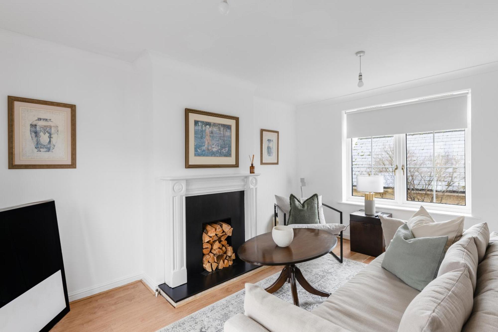 Luxurious 3 Bed House With Free Parking, Close To The Train Station & Town Braintree Esterno foto