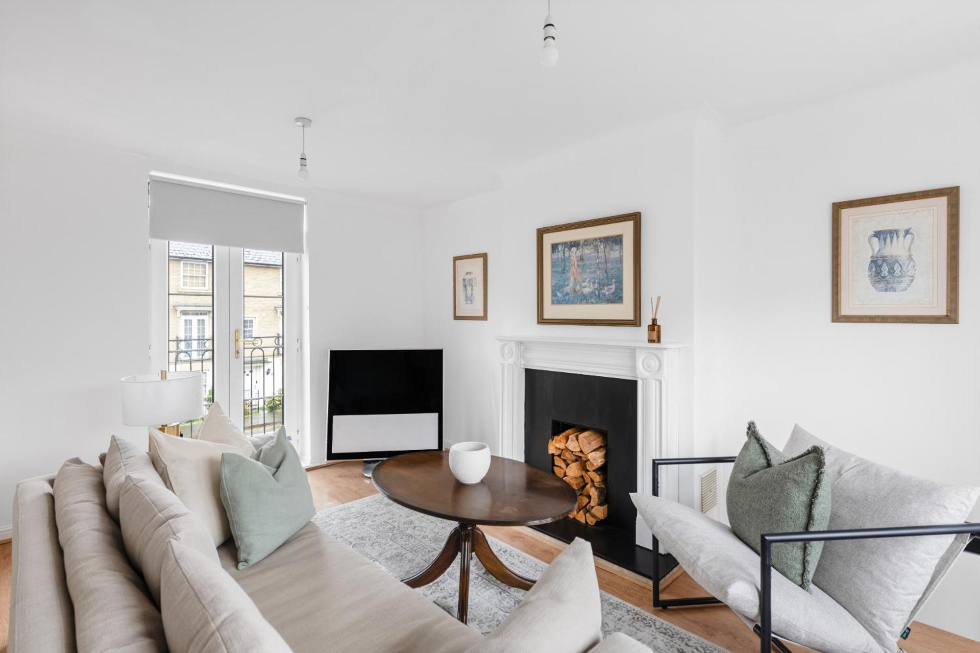 Luxurious 3 Bed House With Free Parking, Close To The Train Station & Town Braintree Esterno foto