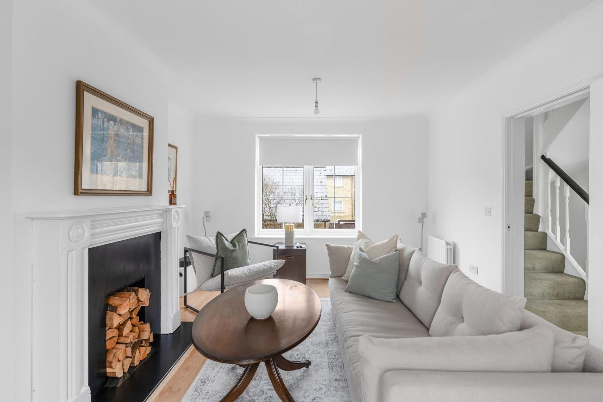 Luxurious 3 Bed House With Free Parking, Close To The Train Station & Town Braintree Esterno foto