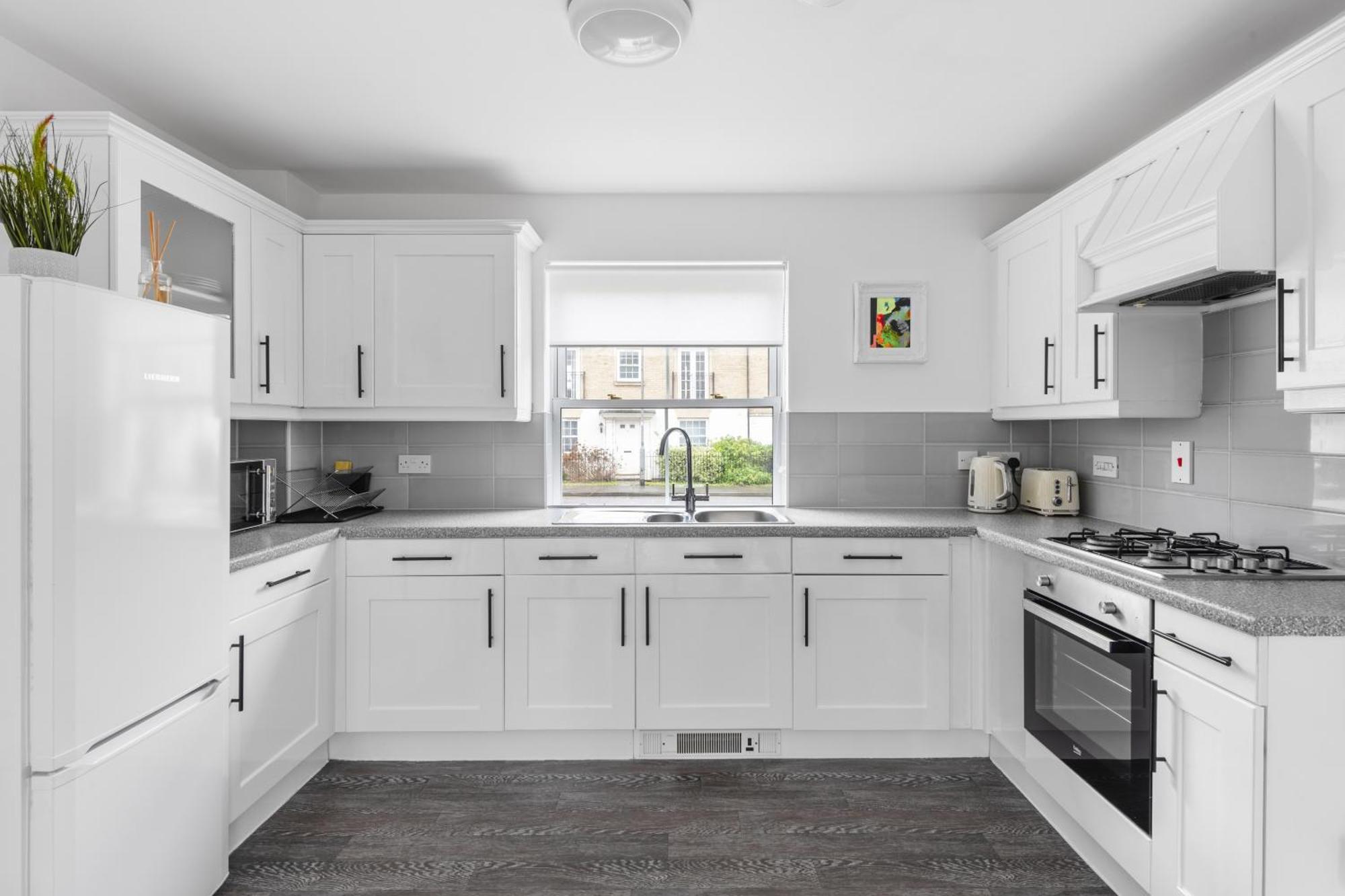 Luxurious 3 Bed House With Free Parking, Close To The Train Station & Town Braintree Esterno foto