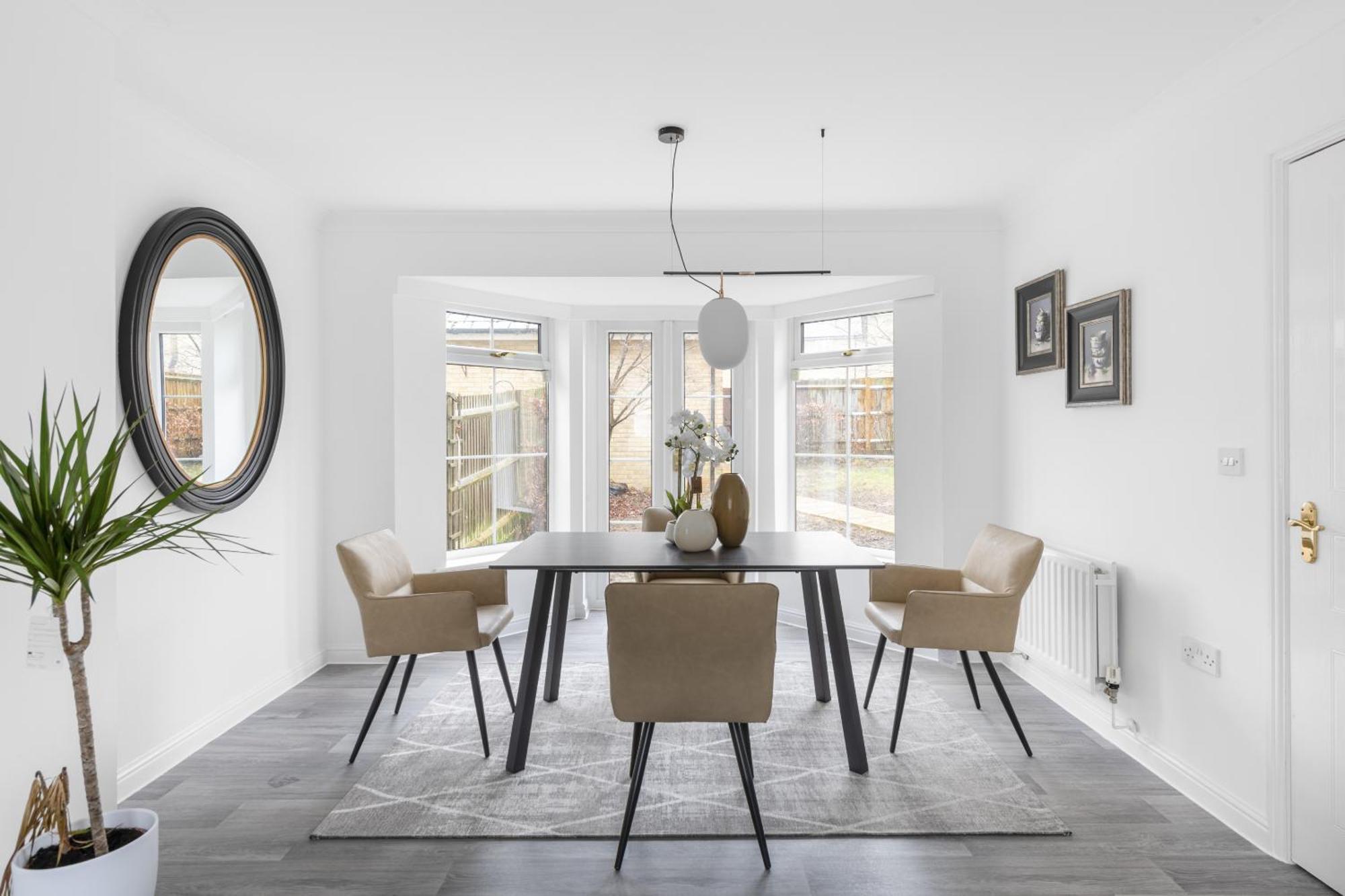 Luxurious 3 Bed House With Free Parking, Close To The Train Station & Town Braintree Esterno foto